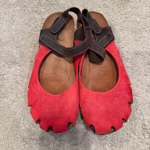 Chic Red Leather Sandals